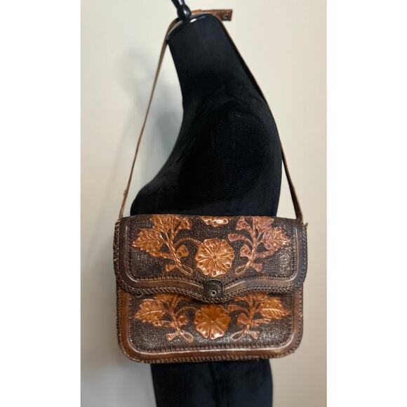 VINTAGE Western Tooled Leather Floral Saddle Brown Shoulder Bag